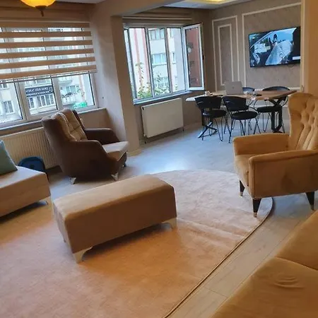 Muekemmel Konumda Luex Family Concept Daire Apartament